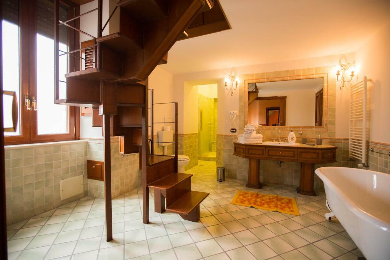 Villa Marty House à Naples Extérieur photo